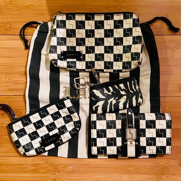 🖤🤍 L.A.M.B Vintage Drawstring Handbag 🖤🤍 - Picture 14 of 16